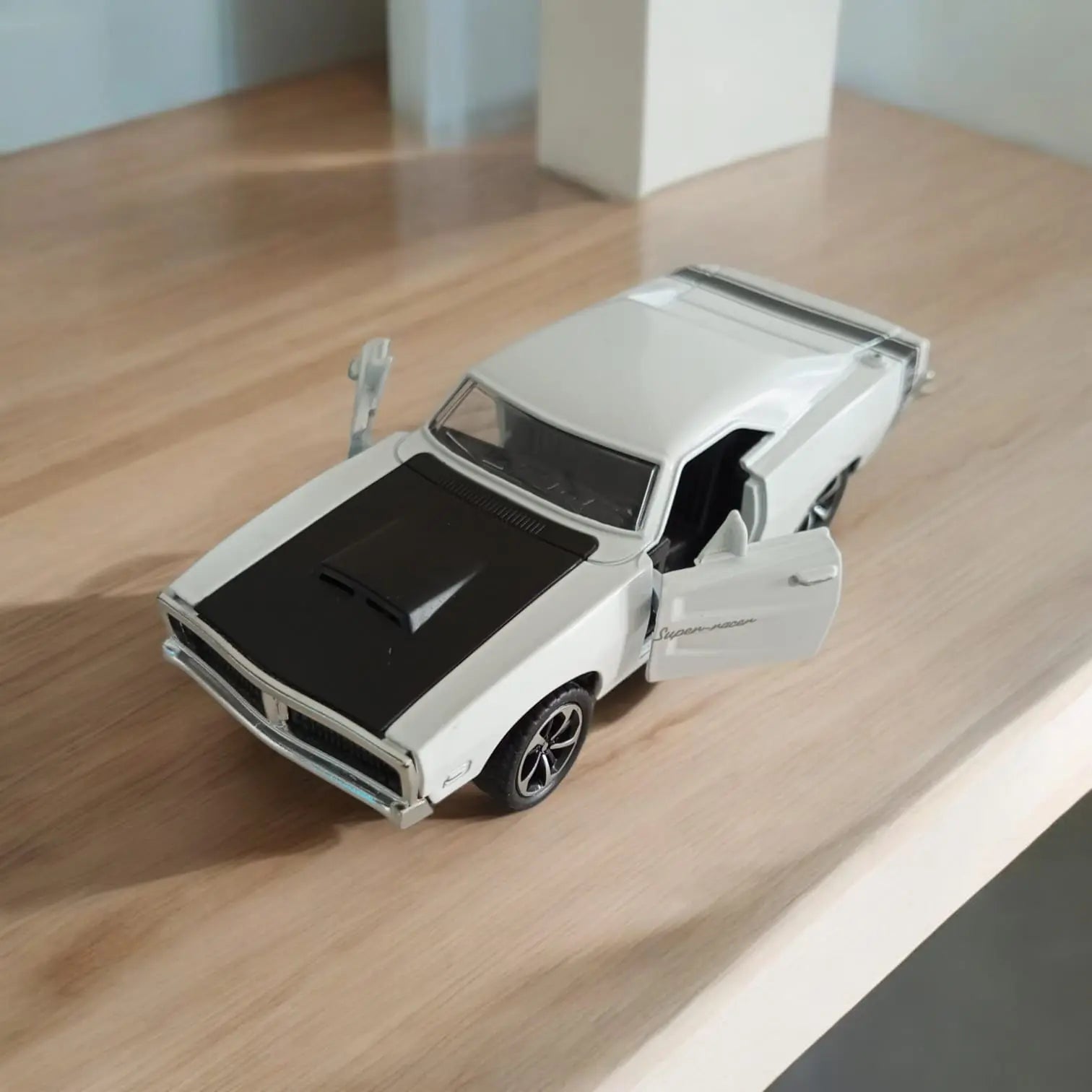 Metal Vintage Car Sparkles