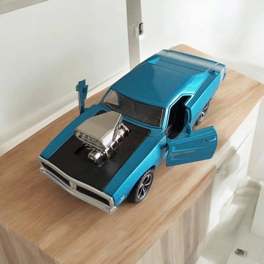 Metal Vintage Car Sparkles